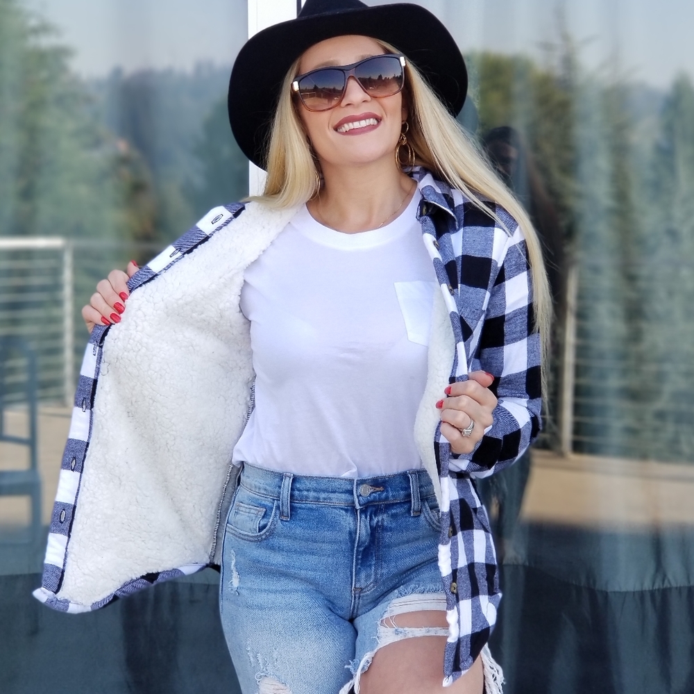 FEEL GOOD Flannel Fleece lined Button Down… - Picture 2 of 11
